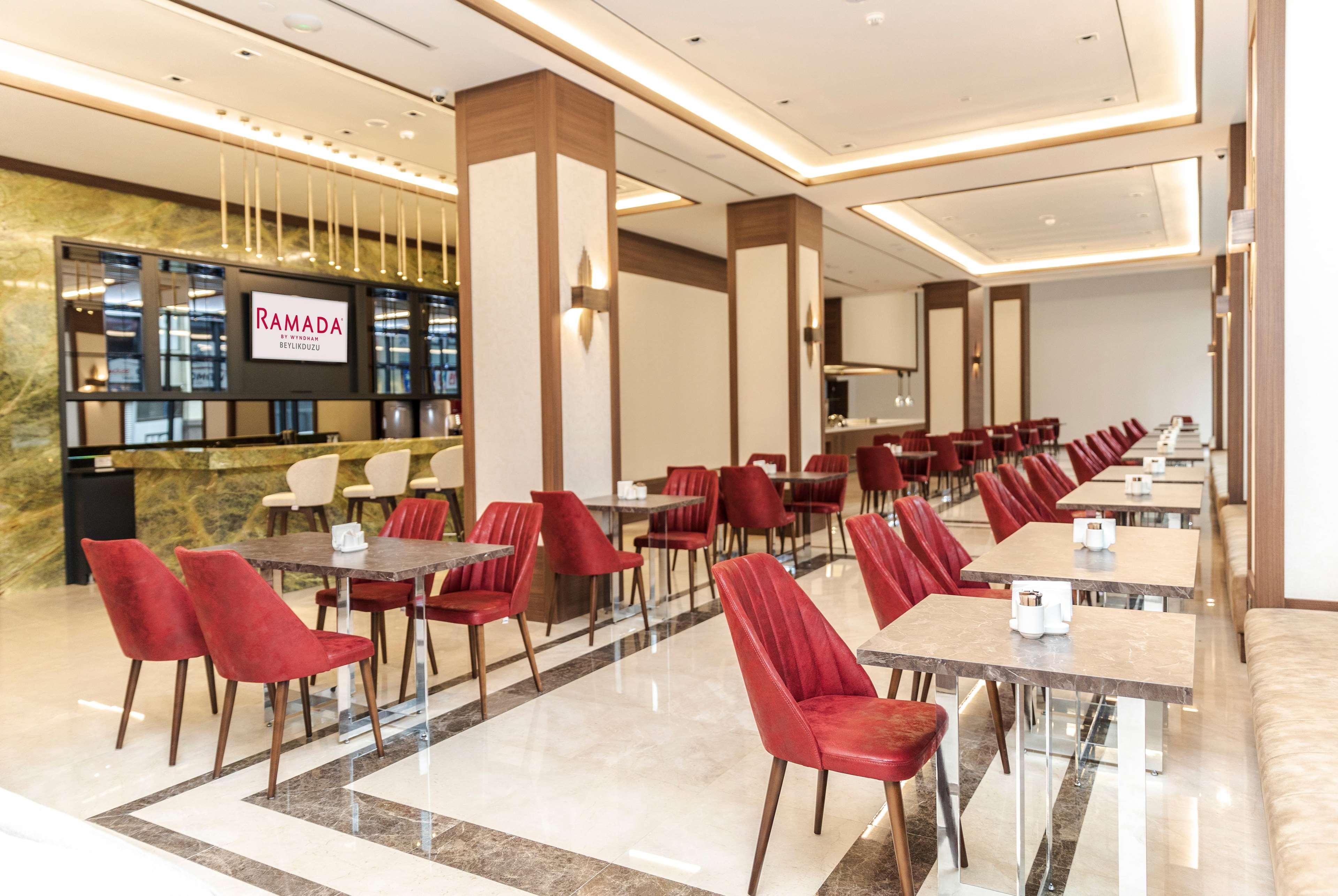 Hotel Ramada By Wyndham Beylikduzu Istanbul Exterior foto