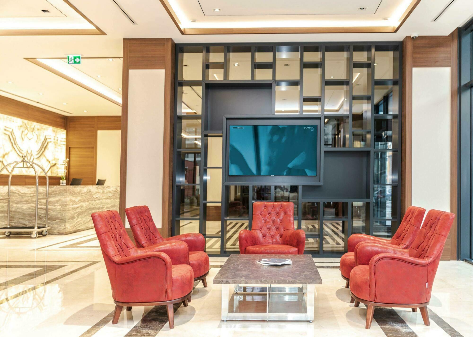 Hotel Ramada By Wyndham Beylikduzu Istanbul Exterior foto